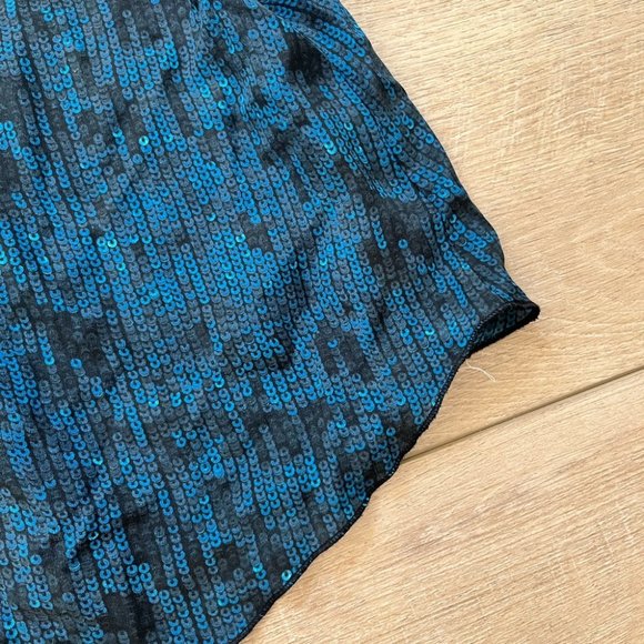 UNDER WILFRED 100% silk sequin patterned camisole top size medium - Picture 3 of 8